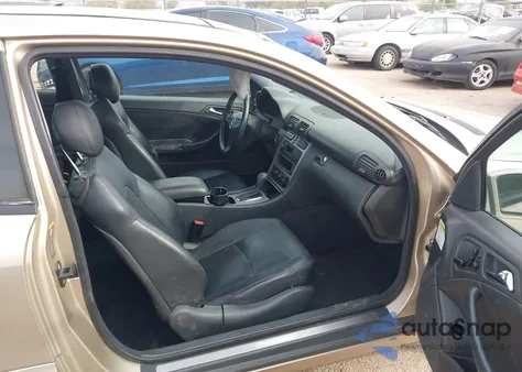 2003 Mercedes-Benz C 230 Kompressor Sport из США, поврежденный, VIN WDBRN40J33A405663